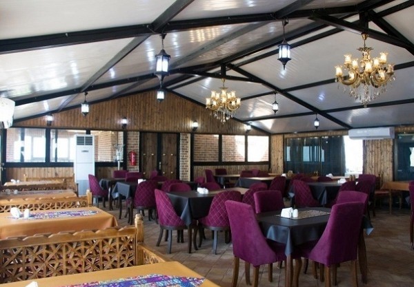 رستوران هتل ناکو بوشهر